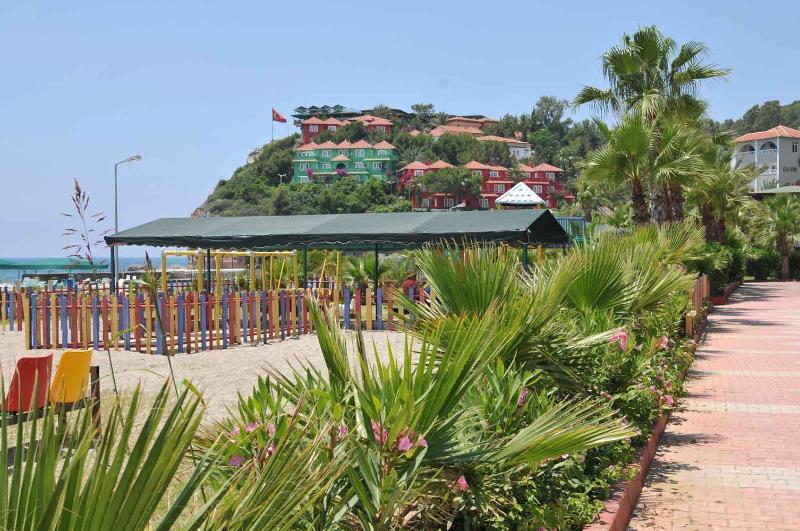 Larissa Hill Beach Hotel Konaklı Exterior foto